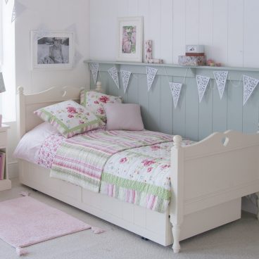Carved Heart Bed with trundle bed